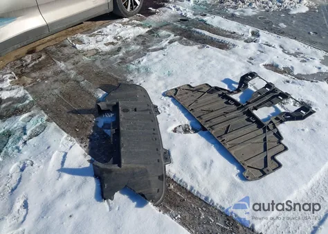 2021 Polestar 2 Launch Edition z USA, uszkodzony, nr VIN LPSED3KA2ML025450